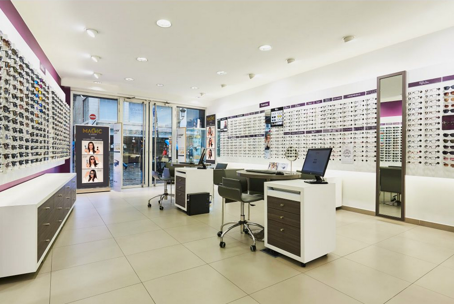 Opticien partenaire d'ESSILOR : Emmanuel PELE Opticien